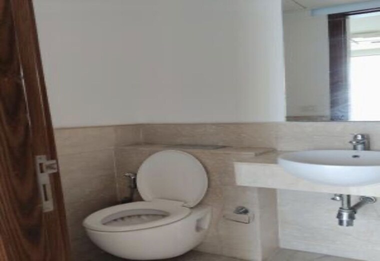 Bathroom, m3m-golf-estate-fairway-east 3 Bedroom 3898 Sq.Ft. Apartment In Sector 65 Gurgaon 10781339