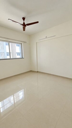 Room in 2 BHK Apartment at Kolte Patil Life Republic, Hinjewadi – for Rent