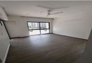Room in 3 BHK Apartment at Birla Navya Anaika, Sector 63a – for Rent
