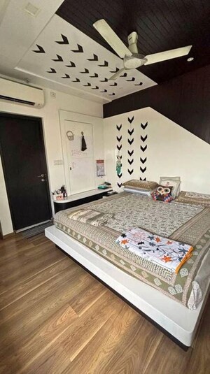 Bedroom in 3 BHK Apartment at Prestige West Woods, Binnipete – for Rent