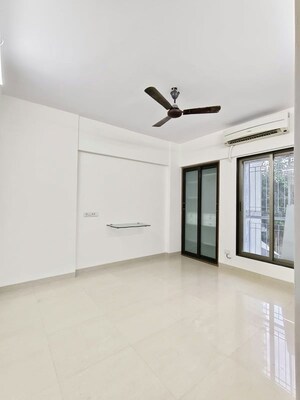 Bedroom in 3 BHK Apartment at Greeshma Residency II, Eastern Express Highway – for Rent