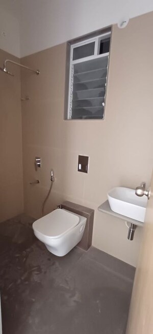 Bathroom in 3 BHK Apartment at Greeshma Residency II, Eastern Express Highway – for Rent