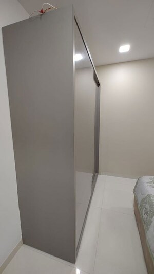 Furnished Amenities in 2 BHK Apartment at Saptashrungi CHS Kurla, Kurla East – for Rent