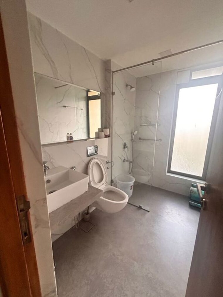 Bathroom, mirchandani-triton 5 Bedroom 2391 Sq.Ft. Apartment In Santacruz West Mumbai 10781547