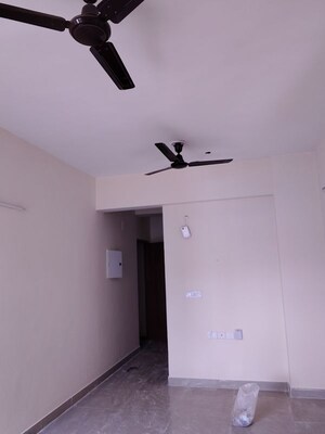 2 BHK Apartment For Rent in Shree Vardhman Mantra, Sector 67