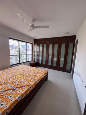 Bedroom in 3.5 BHK Apartment at Khar West – for Sale