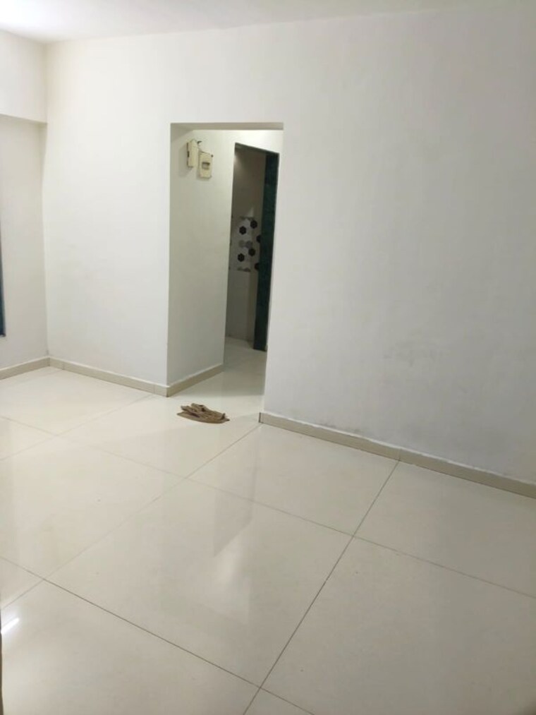 Room, rna-ng-regency-phase-i 1 Bedroom 585 Sq.Ft. Apartment In Balkum Pada Thane 10781600