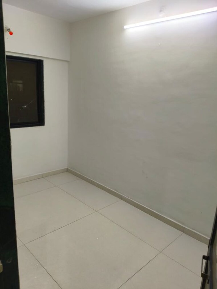 Room, rna-ng-regency-phase-i 1 Bedroom 585 Sq.Ft. Apartment In Balkum Pada Thane 10781600