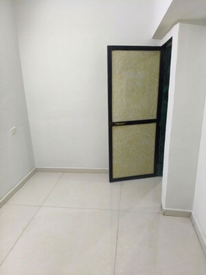 Room in 1 BHK Apartment at RNA NG Regency Phase I, Balkum Pada – for Rent