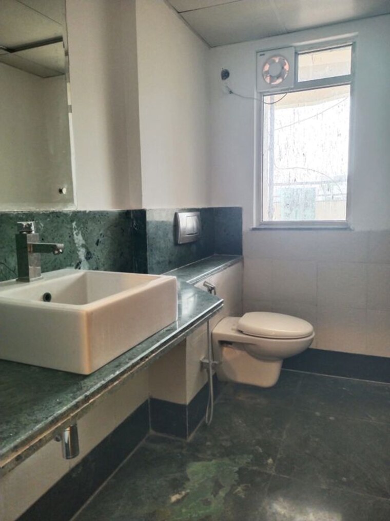 Attached Bathroom, parsvnath-exotica 4 Bedroom 3390 Sq.Ft. Apartment In Sector 53 Gurgaon 10781607
