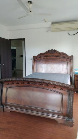 Bedroom in 3 BHK Apartment at Amanora Future Towers, Hadapsar – for Rent