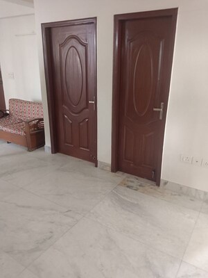 Building Lobby in 4 BHK Apartment at Dron Kunj Apartments, Sector 9a – for Sale