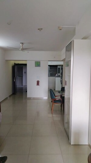 Building Lobby in 3 BHK Apartment at Amanora Future Towers, Hadapsar – for Sale
