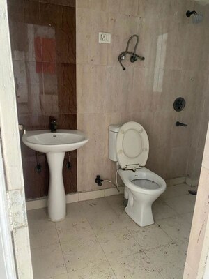 Bathroom in 2.5 BHK Apartment at Gardenia Gateway, Sector 75 – for Rent