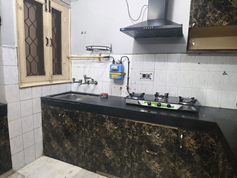 Kitchen, malviya nagar 1.5 Bedroom 900 Sq.Ft. Builder Floor In Malviya Nagar Delhi 10781725