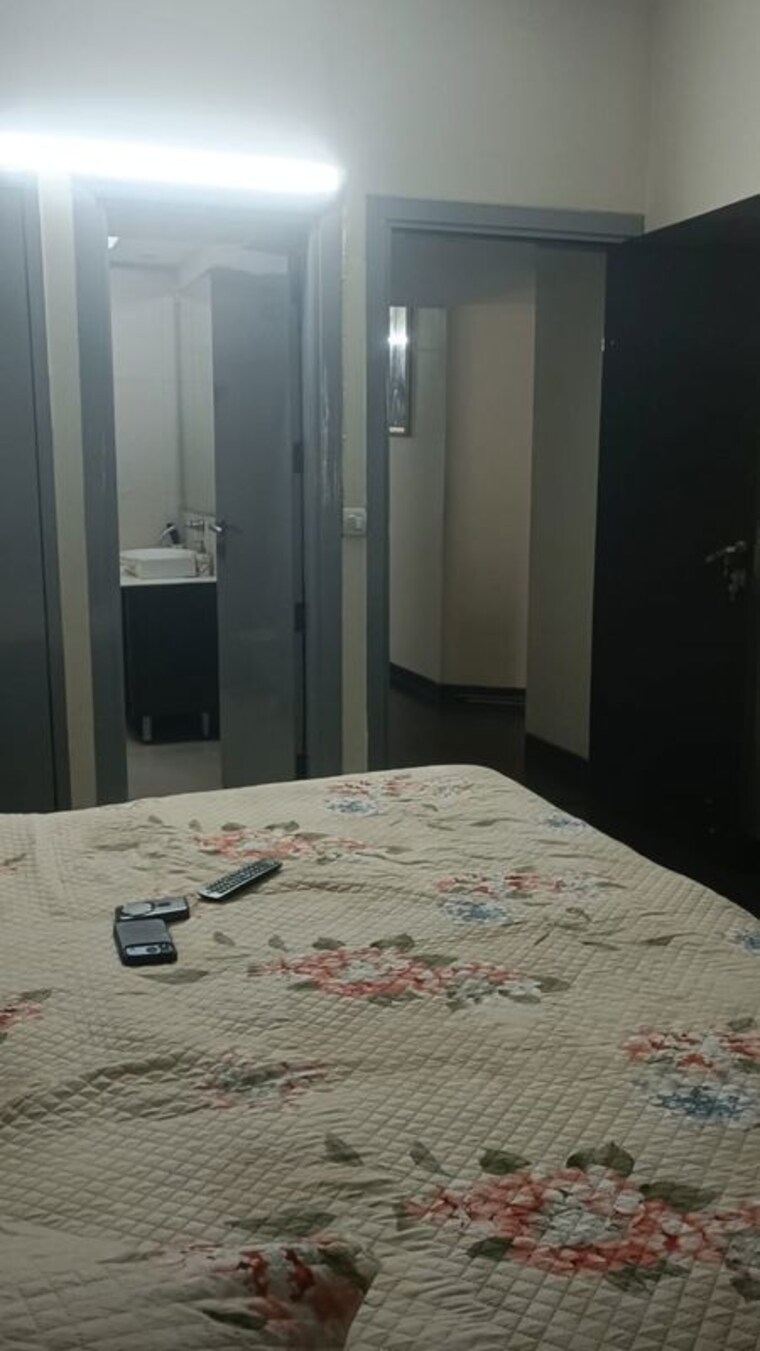 Bedroom, greater kailash i 3 Bedroom 208 Sq.Yd. Builder Floor In Greater Kailash I Delhi 10781728