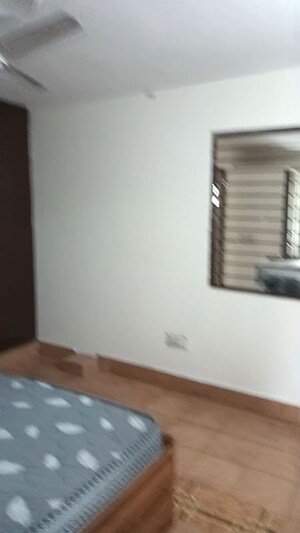 Furnished Amenities in 1 BHK Builder Floor at Lajpat Nagar I – for Rent