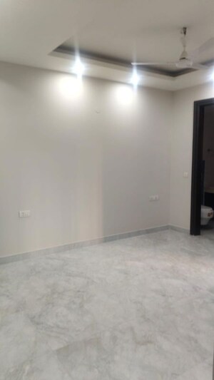 Room in 3 BHK Builder Floor at East Of Kailash – for Rent