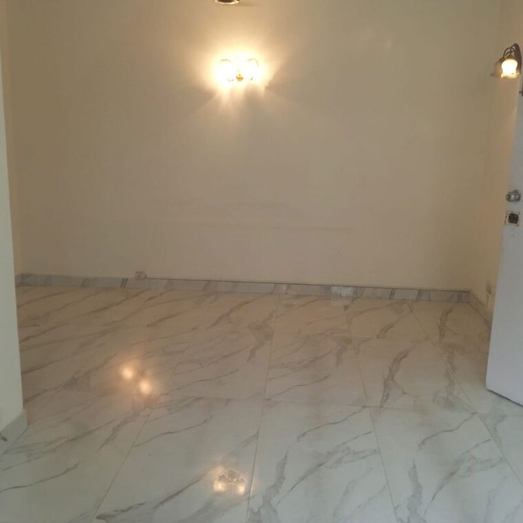 Room, greater kailash ii 2 Bedroom 160 Sq.Yd. Builder Floor In Greater Kailash ii Delhi 10781780