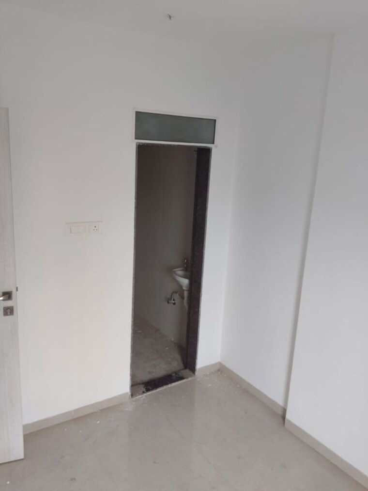 Room, adhikari-maharashtra-mandir 1 Bedroom 400 Sq.Ft. Apartment In Bhandup West Mumbai 10781792