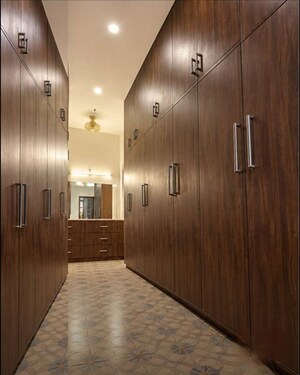  5 BHK Villa at Vikash Khand – for Rent