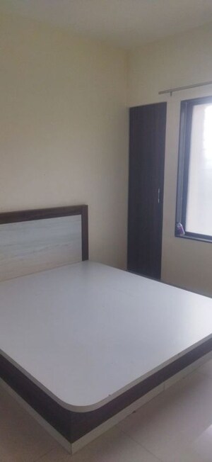 Room in 2 BHK Apartment at Lotus Excellence, Pashan – for Rent