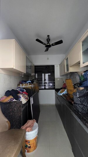 Kitchen in 3 BHK Apartment at Hiranandani Meadows, Manpada – for Rent