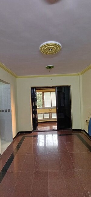 Room in 1 BHK Apartment at Thane West – for Rent
