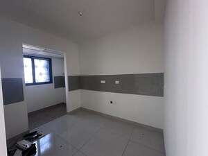 Room in 2 BHK Apartment at Purva Atmosphere, Thanisandra Main Road – for Sale