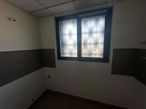Room in 2 BHK Apartment at Purva Atmosphere, Thanisandra Main Road – for Sale