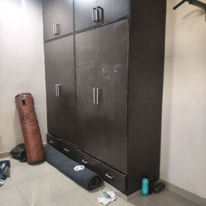 Room in 3 BHK Builder Floor at Sector 10 – for Rent