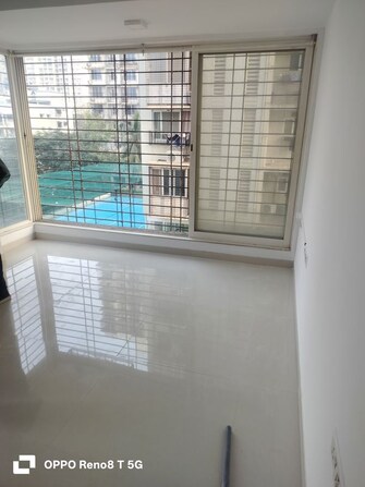 2 BHK Apartment For Sale in DLH Orchid in Andheri West, Mumbai