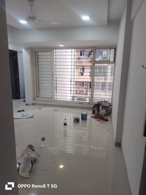 Room in 2 BHK Apartment at DLH Orchid, Andheri West – for Sale