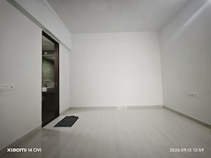 Room in 2 BHK Apartment at Arihant Aspire, Palaspe Phata – for Rent