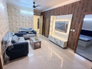 Living Room in 3 BHK Apartment at Vrindavan Colony – for Rent