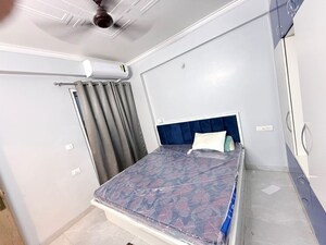 Bedroom in 3 BHK Apartment at Vrindavan Colony – for Rent