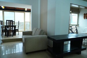 Living Room in 5 BHK Penthouse at Mantri Elite, Jp Nagar – for Sale