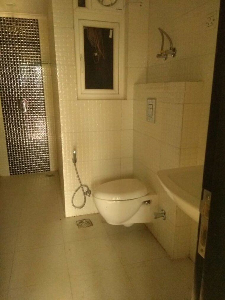 Bathroom, sector 22 2 Bedroom 700 Sq.Ft. Builder Floor In Sector 22 Gurgaon 10781968