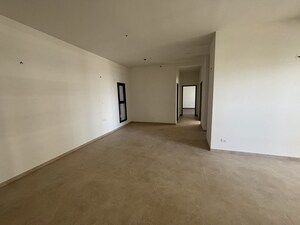 Room in 3.5 BHK Apartment at Sobha Brooklyn Towers Town Park, Hosur Road – for Sale