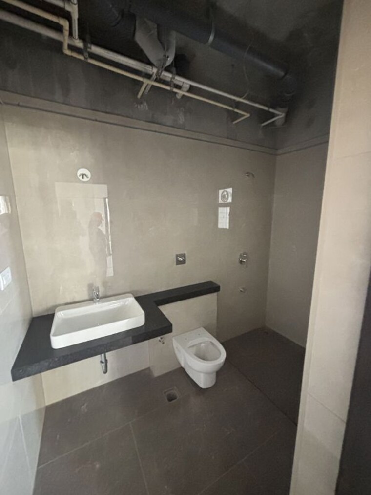 Bathroom, sobha-brooklyn-towers-town-park 3.5 Bedroom 1865 Sq.Ft. Apartment In Hosur Road Bangalore 10781878