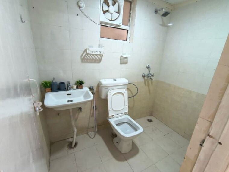 Bathroom, rof-ananda 3 Bedroom 838 Sq.Ft. Apartment In Sector 95 Gurgaon 10781994