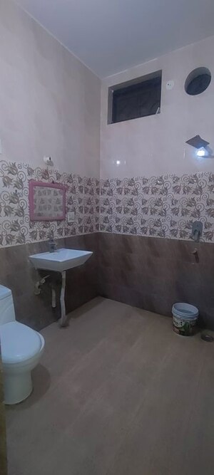 Bathroom in 3 BHK Independent House at Sector 37 – for Rent