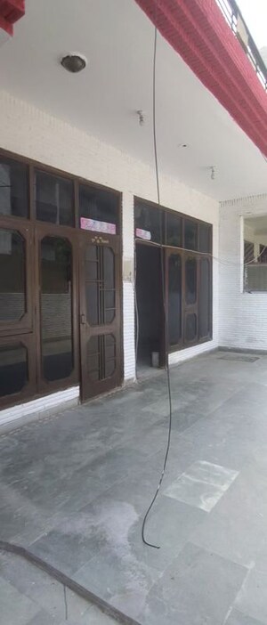 Building Lobby in 3 BHK Independent House at Sector 37 – for Rent