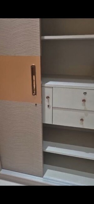 Furnished Amenities in 2 BHK Apartment at Modirealty Vatvriksh, Goregaon West – for Rent