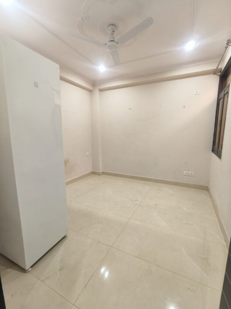 Room, chattarpur 2 Bedroom 650 Sq.Ft. Apartment In Chattarpur Delhi 10778483