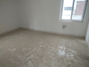 Room in 2.5 BHK Apartment at Candeur Crescent, Serilingampally – for Sale