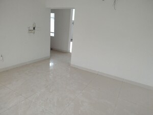 Room in 2.5 BHK Apartment at Candeur Crescent, Serilingampally – for Sale