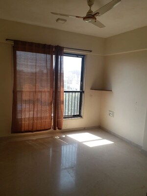 Room in 3 BHK Apartment at Sabari Palm View, Chembur – for Rent