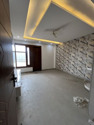 Staircase in 4 BHK Builder Floor at TDI The Grand Retreat, Sector 88 – for Sale