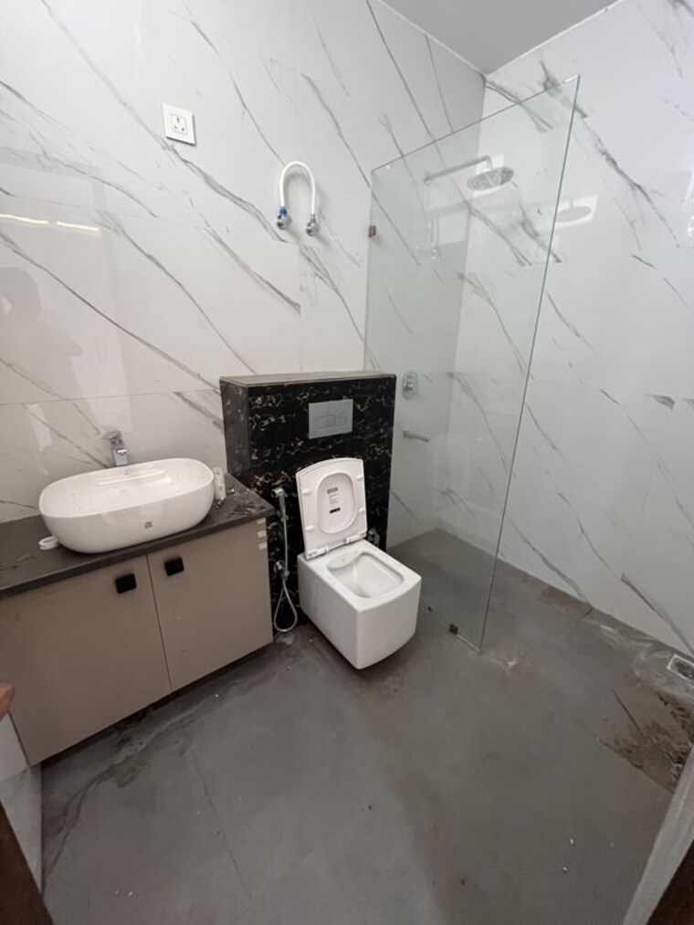 Team Area, tdi-the-grand-retreat 4 Bedroom 250 Sq.Yd. Builder Floor In Sector 88 Faridabad 10782102